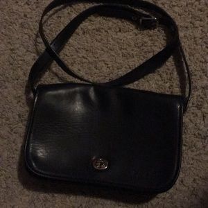 Traditional shoulder bag